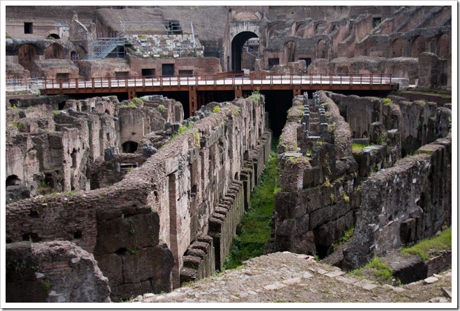2009 04 08 Rome Colosseum-25