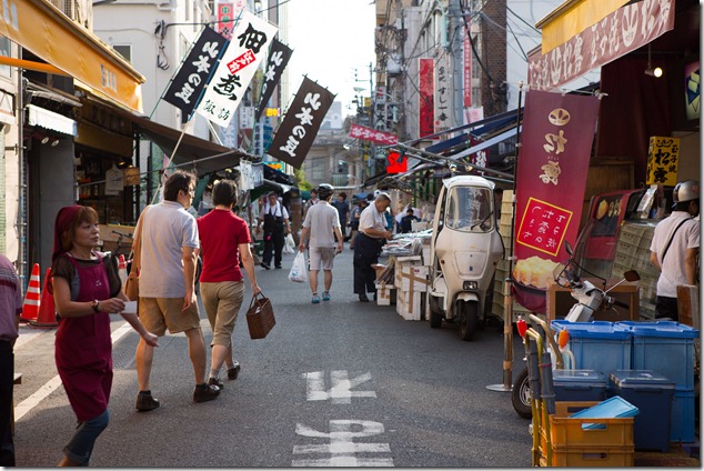 2012 07 29 Tsukiji Fish Market_-54