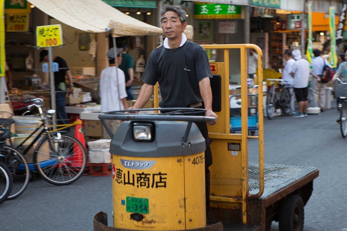 2012 07 29 Tsukiji Fish Market_-52
