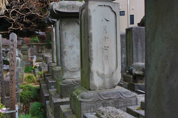 2013 03 20 cemetary-21