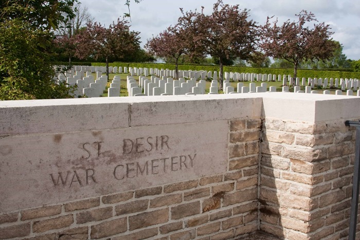 2009 05 03 St Desire War Cemetery_