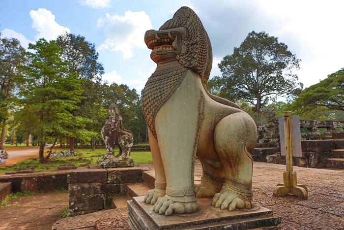 2013 11 24 Terrace of Elephants_-11