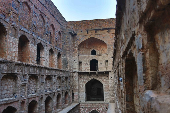 2013 12 23 Ugrasen ki Baoli_-9