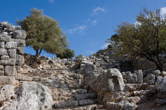 2008 Oct 22 Abandonded city of Lato Crete  (5)